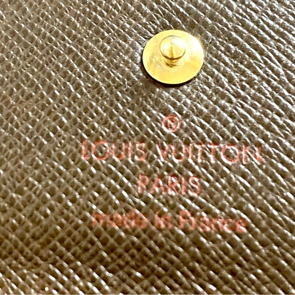 LOUIS VUITTON DAMIER EBENE 4 KEYS - Picture 5 of 13